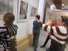 Отчетная выставка «Разноцветный детский мир»