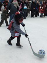 Праздничная развлекательная программа для жителей микрорайона «Зимние забавы»