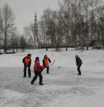 Праздничная развлекательная программа для жителей микрорайона «Зимние забавы»