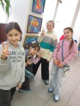 Отчетная выставка «Разноцветный детский мир»