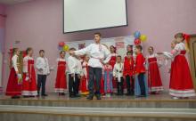 Праздник-посвящение в народники «Лейся песня»