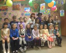 Праздник-посвящение в художники «Клякса в гостях у ребят»